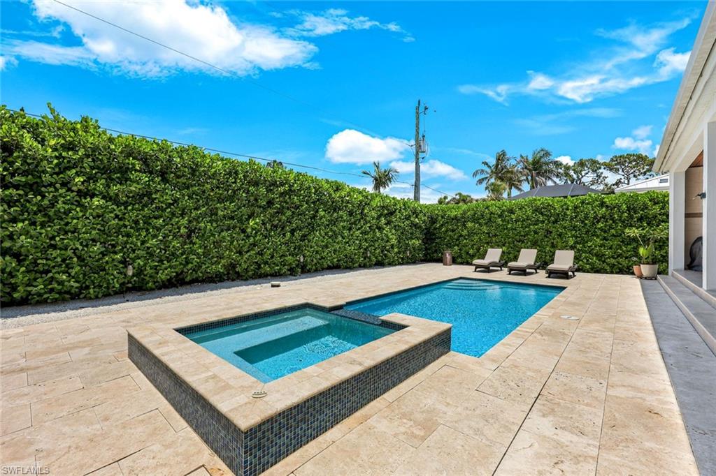 1167 22nd Avenue North Naples, FL 34103 - Photo 17 of 35