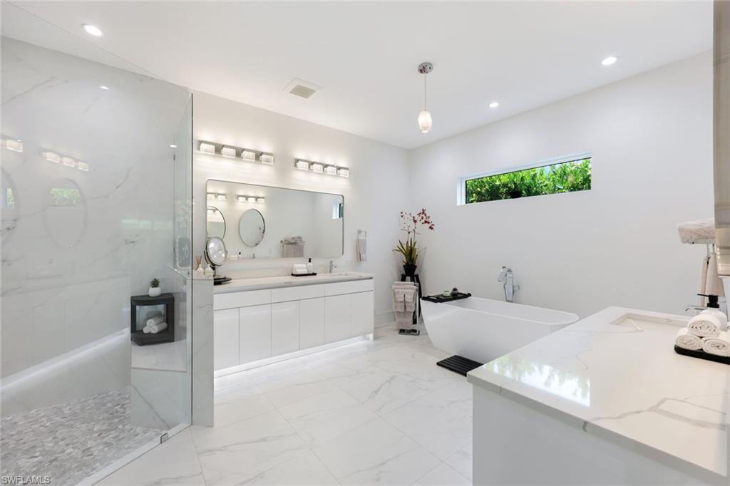 1167 22nd Avenue North Naples, FL 34103 - Photo 21 of 35