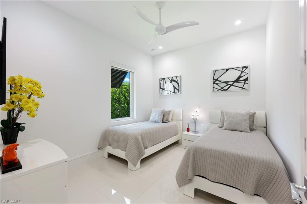 1167 22nd Avenue North Naples, FL 34103 - Photo 24 of 35