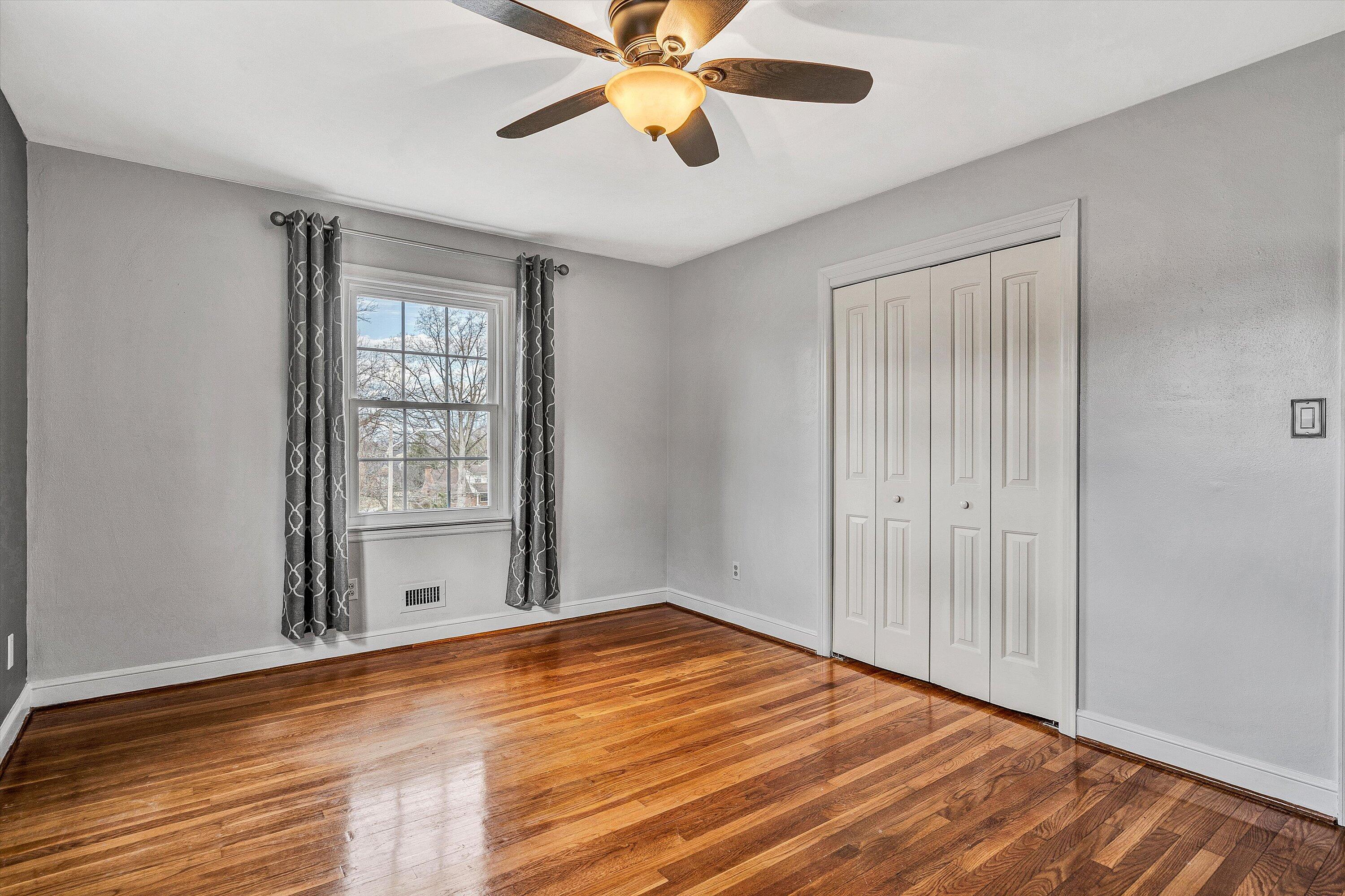 1624 Blair Road Southwest Roanoke, VA 24015 - Photo 25 of 49 25-SGM-06154