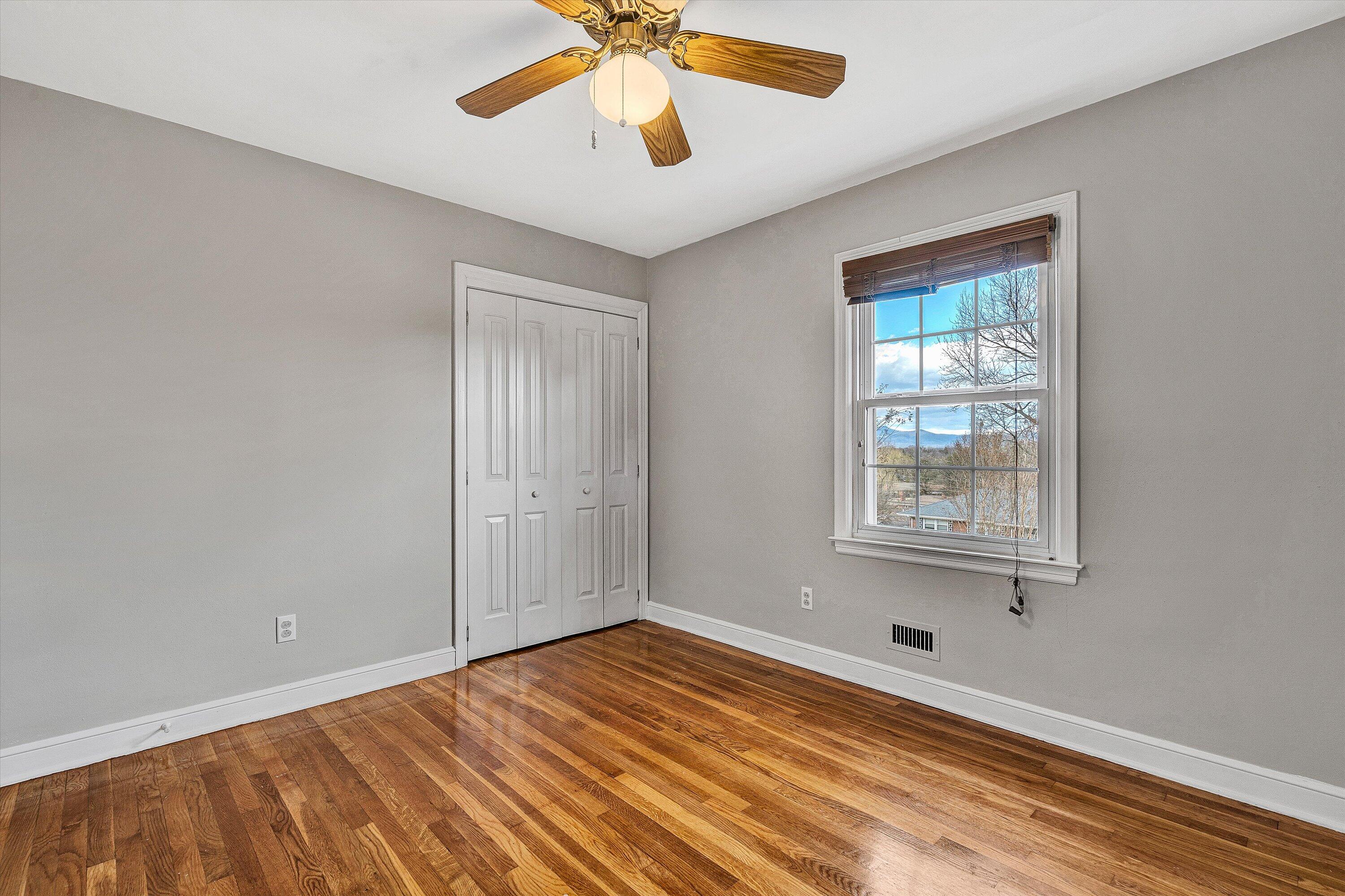 1624 Blair Road Southwest Roanoke, VA 24015 - Photo 27 of 49 27-SGM-06160