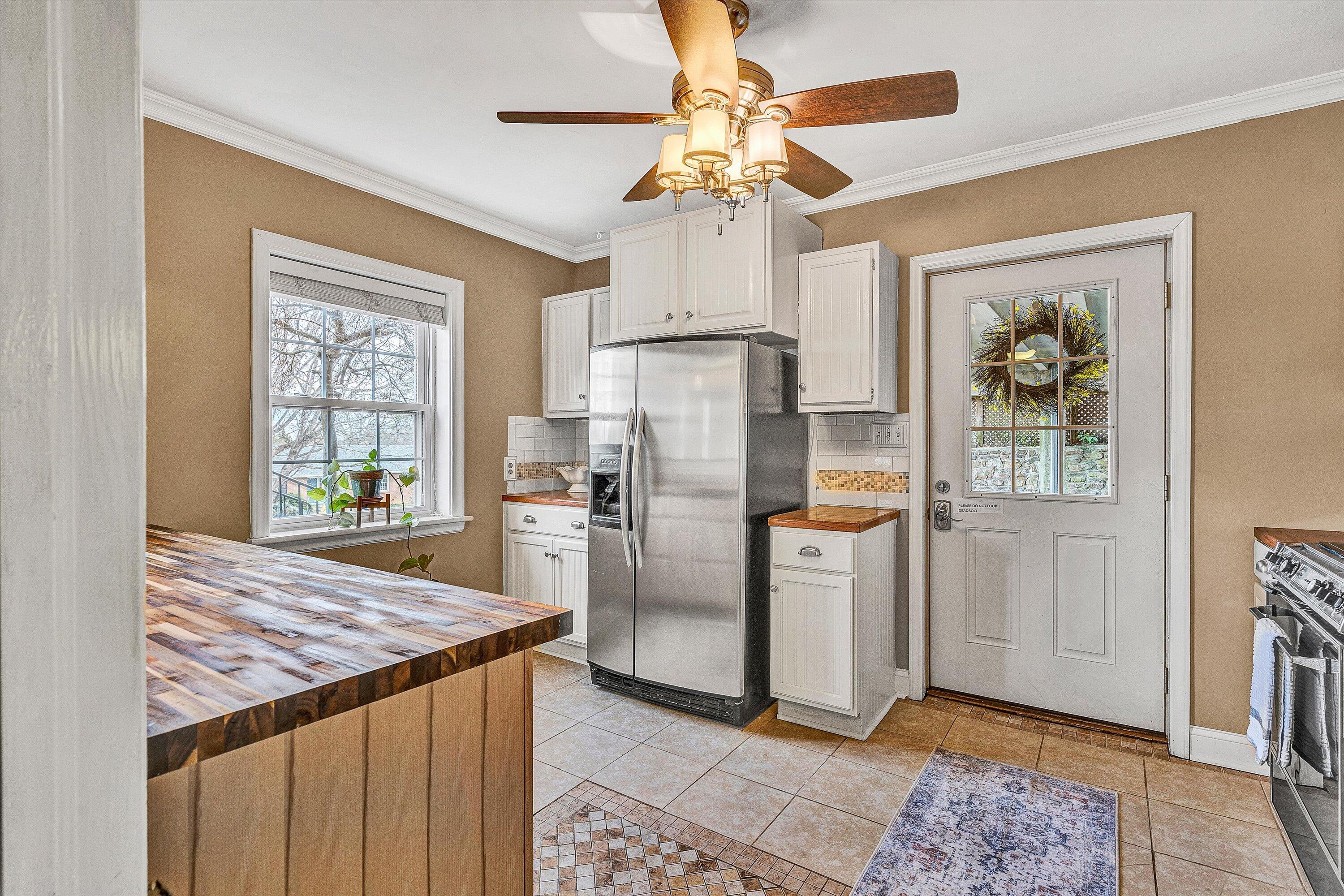 1624 Blair Road Southwest Roanoke, VA 24015 - Photo 32 of 49 32-SGM-06175