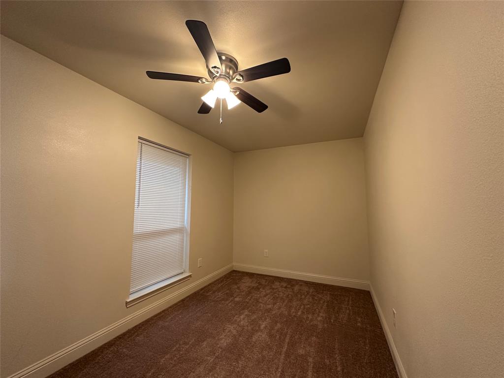 1017 Pleasant Valley Road Garland, TX 75040 - Photo 9 of 16