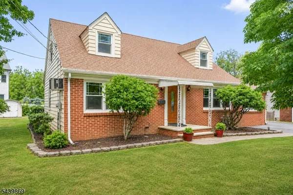 $925,000 | 1 Roosevelt Boulevard, Florham Park, NJ 07932