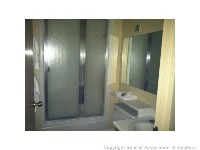 860 Copper Road, Unit 107 Frisco, CO 80443 - Photo 11 of 15 Bathroom.