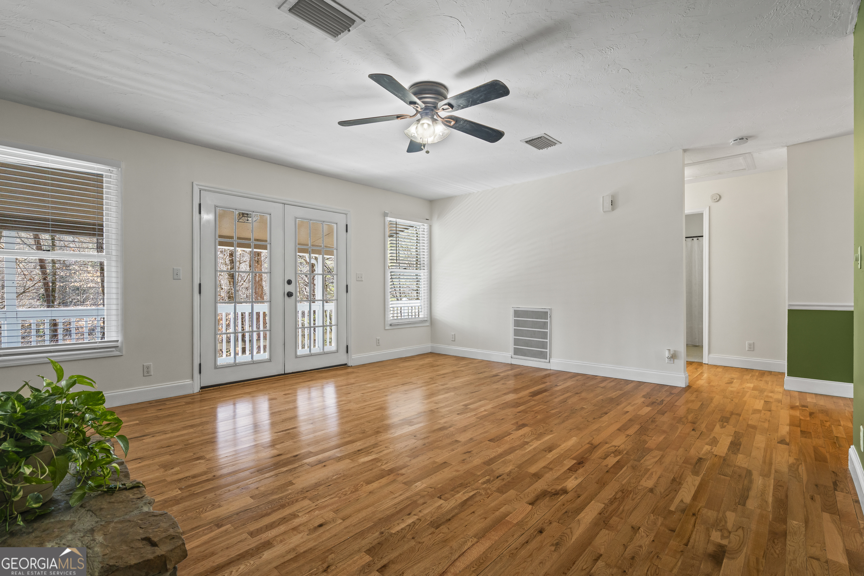 1131 Joe Davis Road Tiger, GA 30576 - Photo 19 of 45