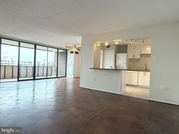 $1,850 | 250 South Reynolds Street, Unit 805, Alexandria, VA 22304