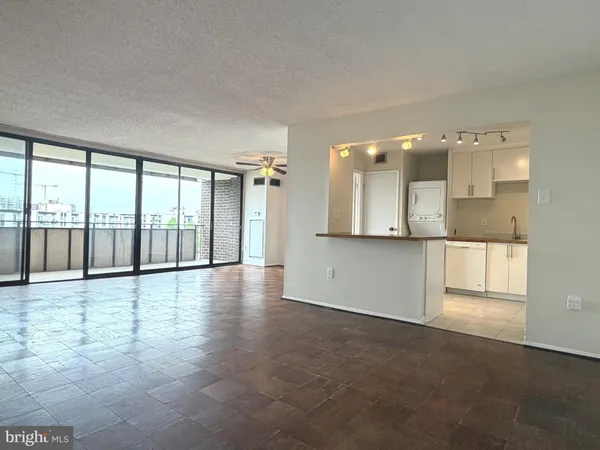 $1,850 | 250 South Reynolds Street, Unit 805, Alexandria, VA 22304