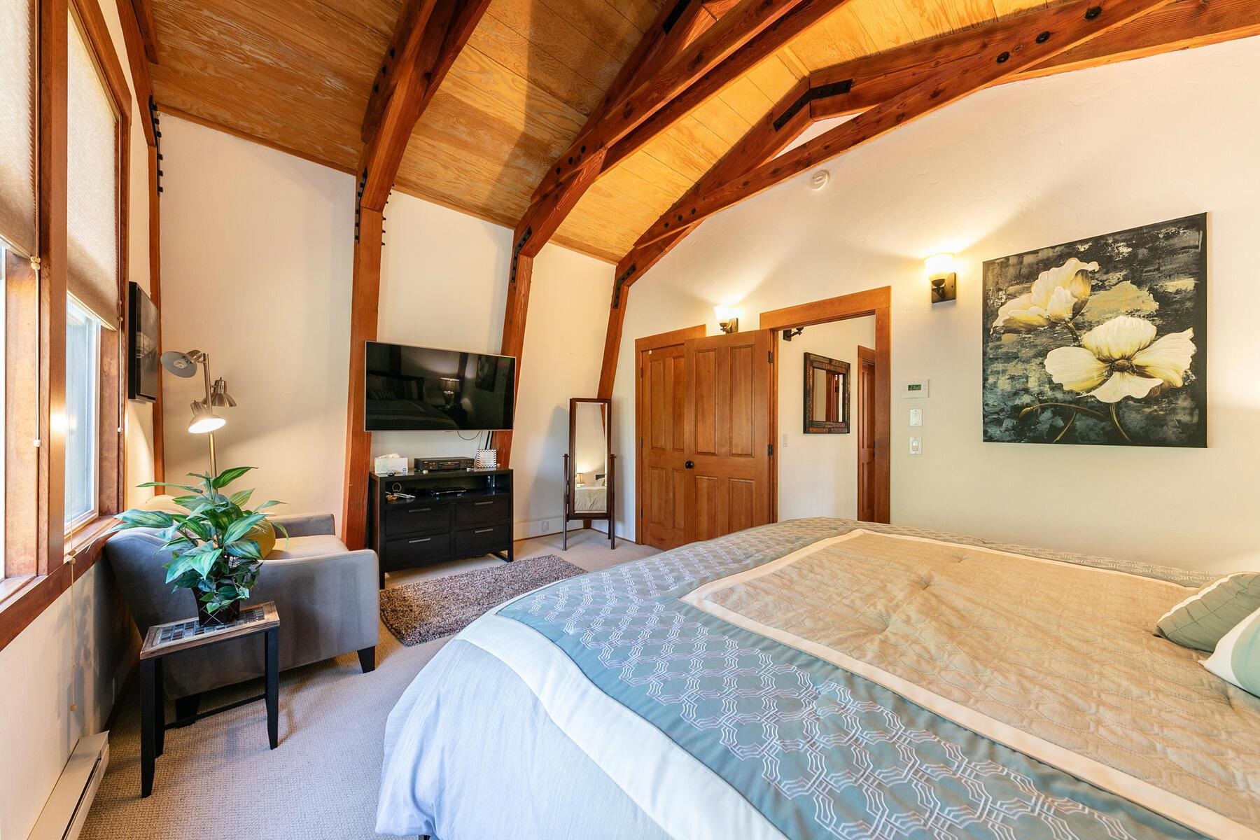 12966 Davos Drive Truckee, CA 96161 - Photo 11 of 18