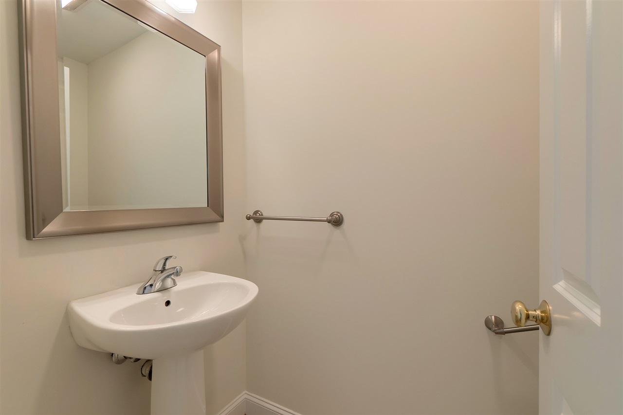 10 A Glen Road, Unit A Salem, NH 03079 - Photo 11 of 34