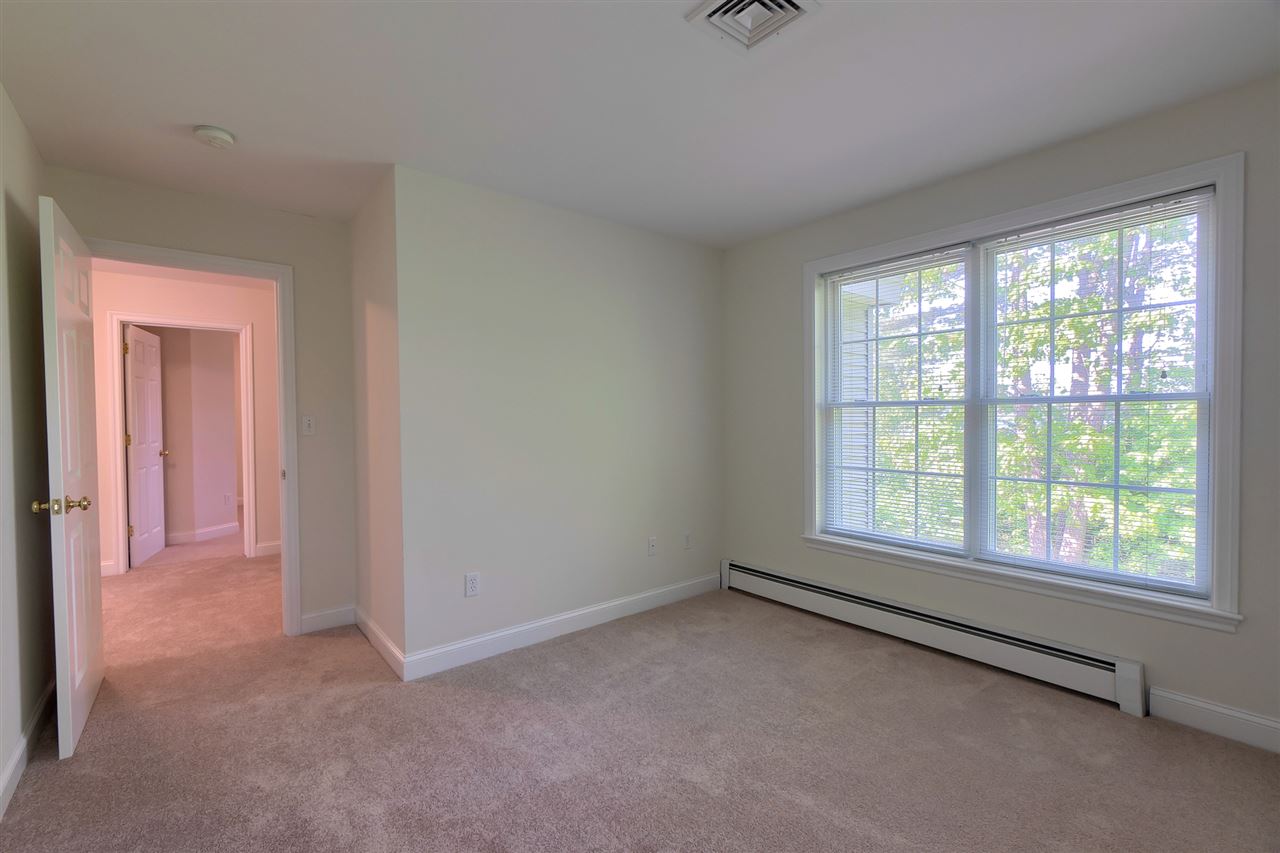 10 A Glen Road, Unit A Salem, NH 03079 - Photo 12 of 34
