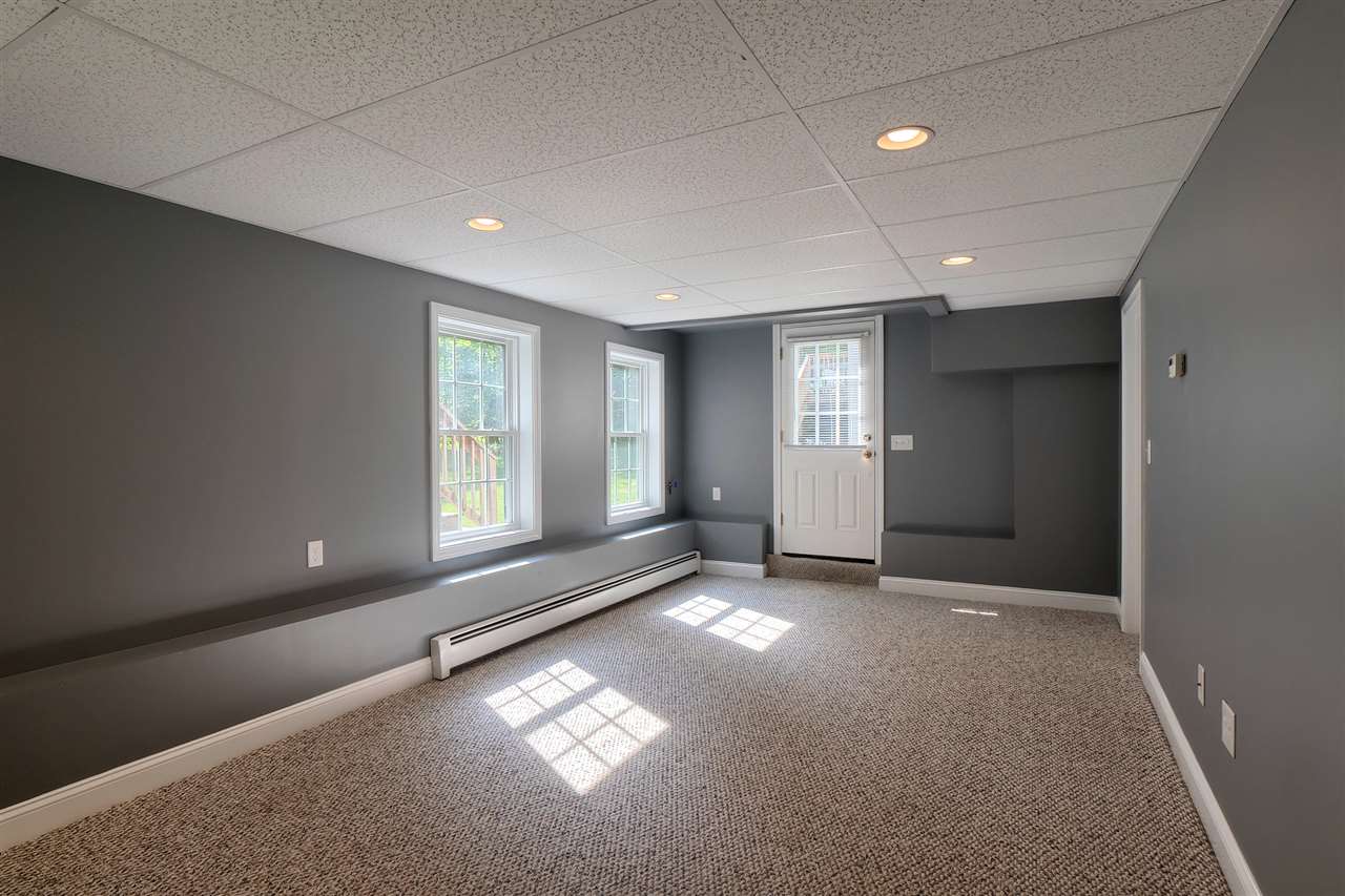 10 A Glen Road, Unit A Salem, NH 03079 - Photo 19 of 34