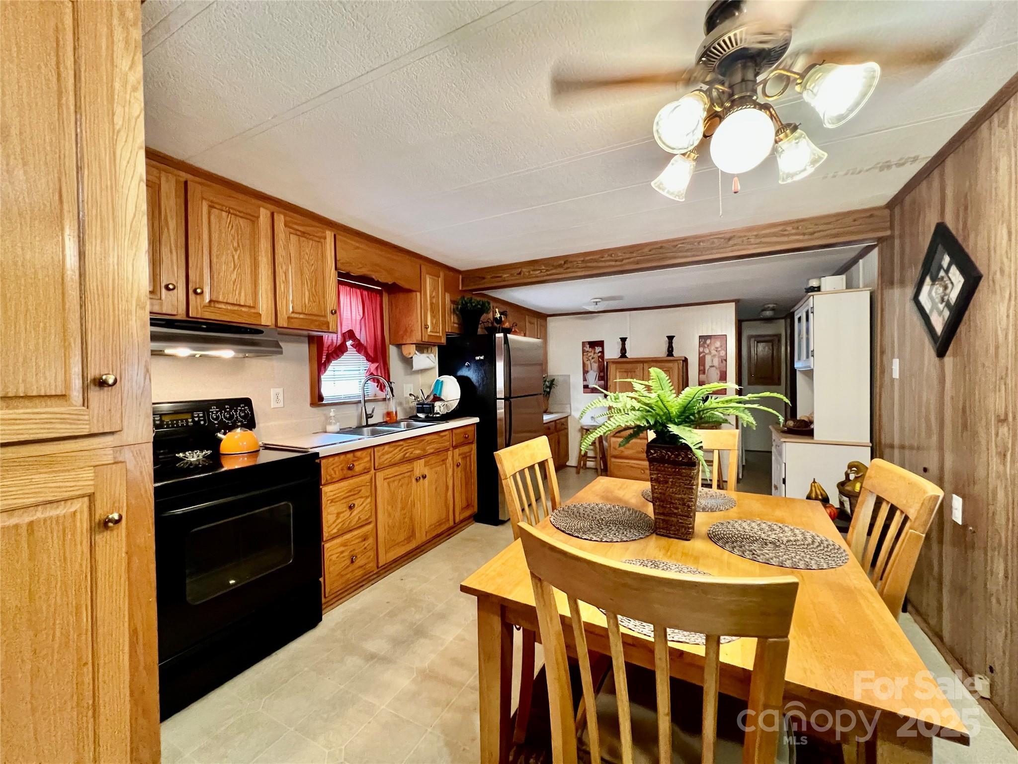 572 Mosteller Drive Lancaster, SC 29720 - Photo 7 of 31