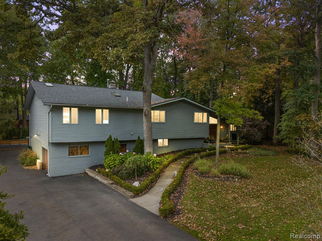 5128 Echo Road Bloomfield Hills, MI 48302 - Photo 1 of 65 Gallery Image 1
