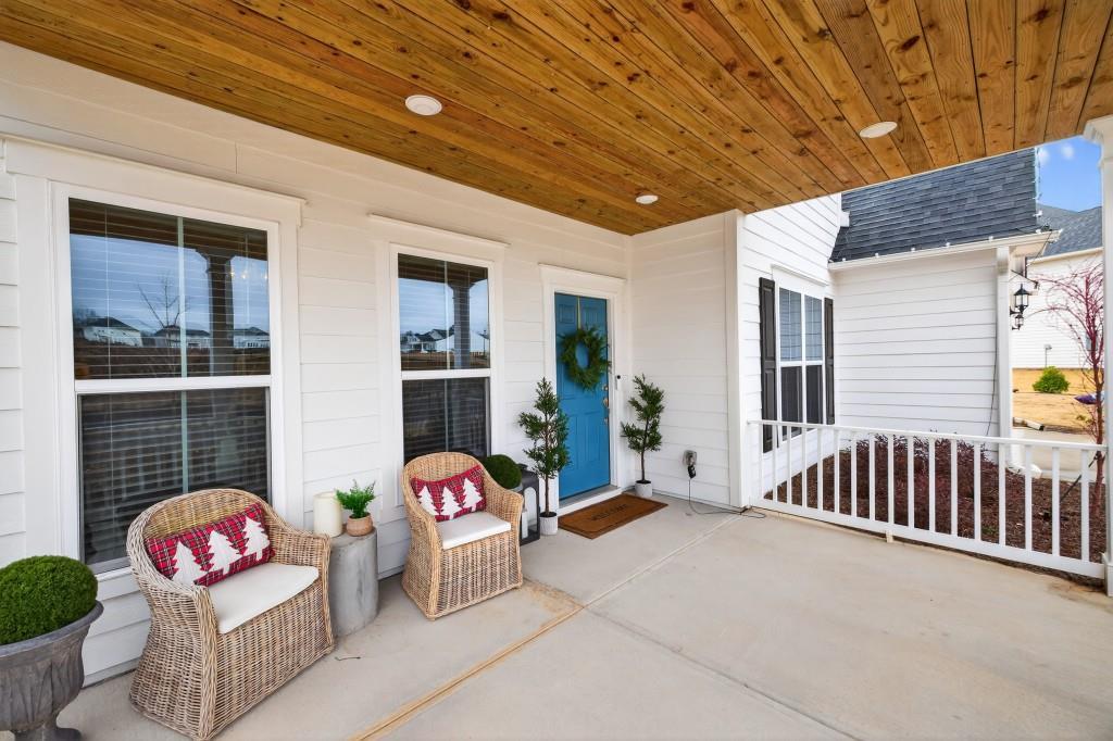 7277 Maple Brook Lane Flowery Branch, GA 30542 - Photo 6 of 93