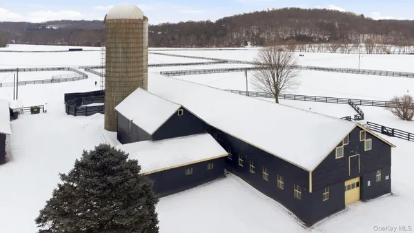 $4,495,000 | 8032-8060 Highway 82, Pine Plains, NY 12567