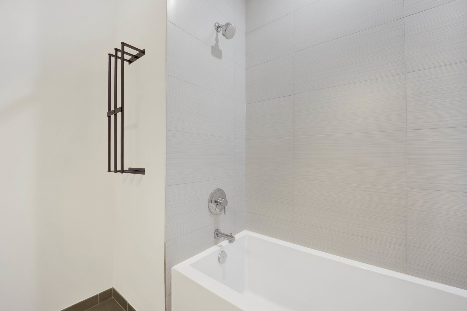 1802 South State Street, Unit 310 Chicago, IL 60616 - Photo 26 of 38