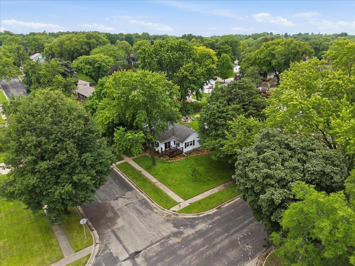 1102 Grant Street Fort Atkinson, WI 53538 - Photo 35 of 39
