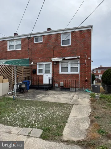 $2,100 | 1112 Gloria Avenue, Baltimore, MD 21227