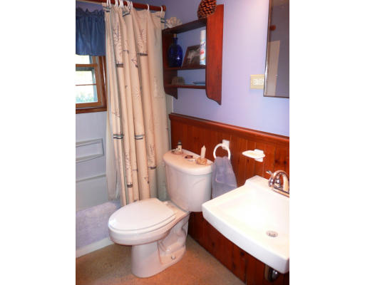 51 Leonard Road Marshfield, MA 02050 - Photo 10 of 14 Gallery Image 10