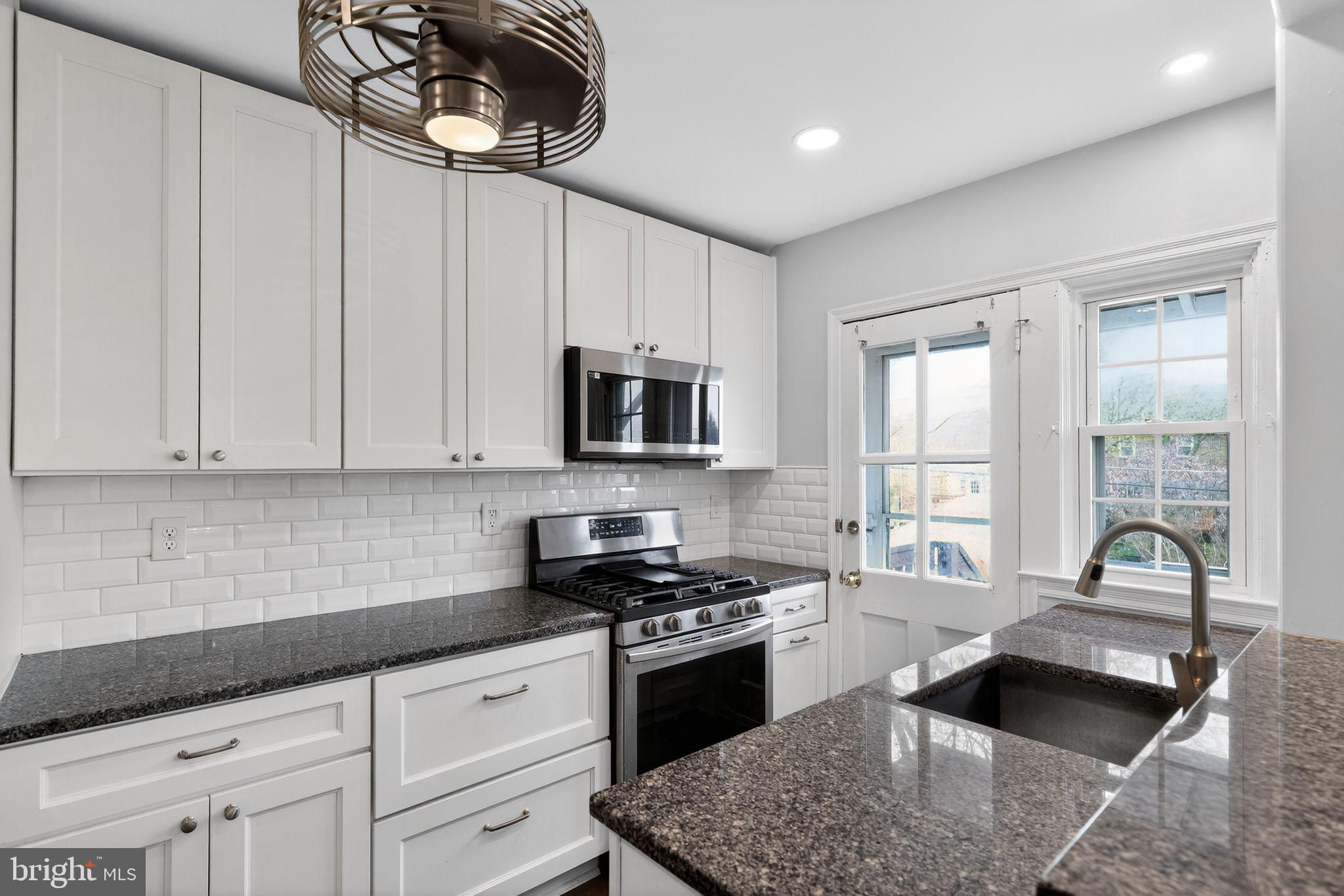 1844 Deveron Road Towson, MD 21286 - Photo 16 of 34 Kitchen