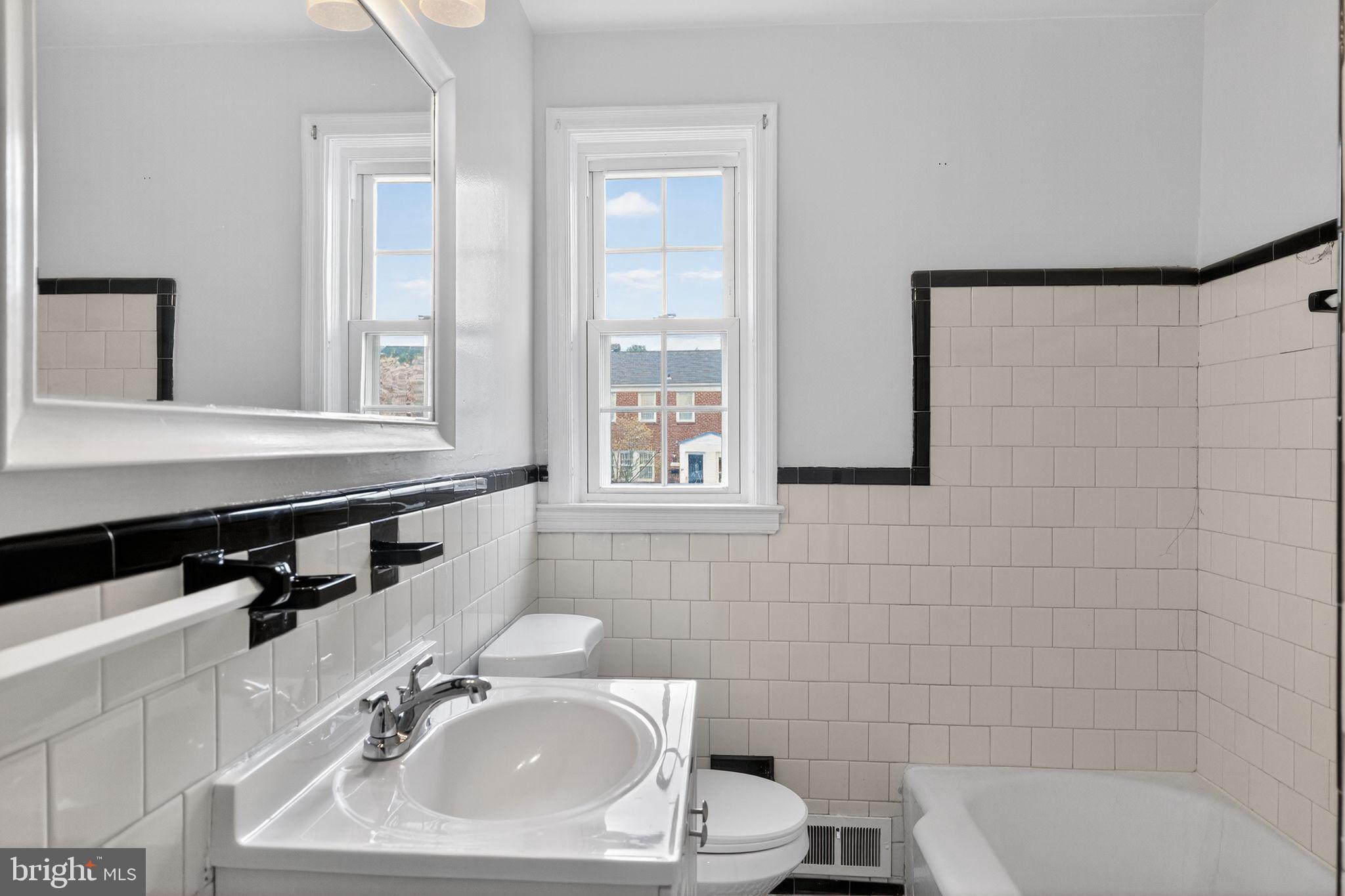 1844 Deveron Road Towson, MD 21286 - Photo 25 of 34 Hallway bath