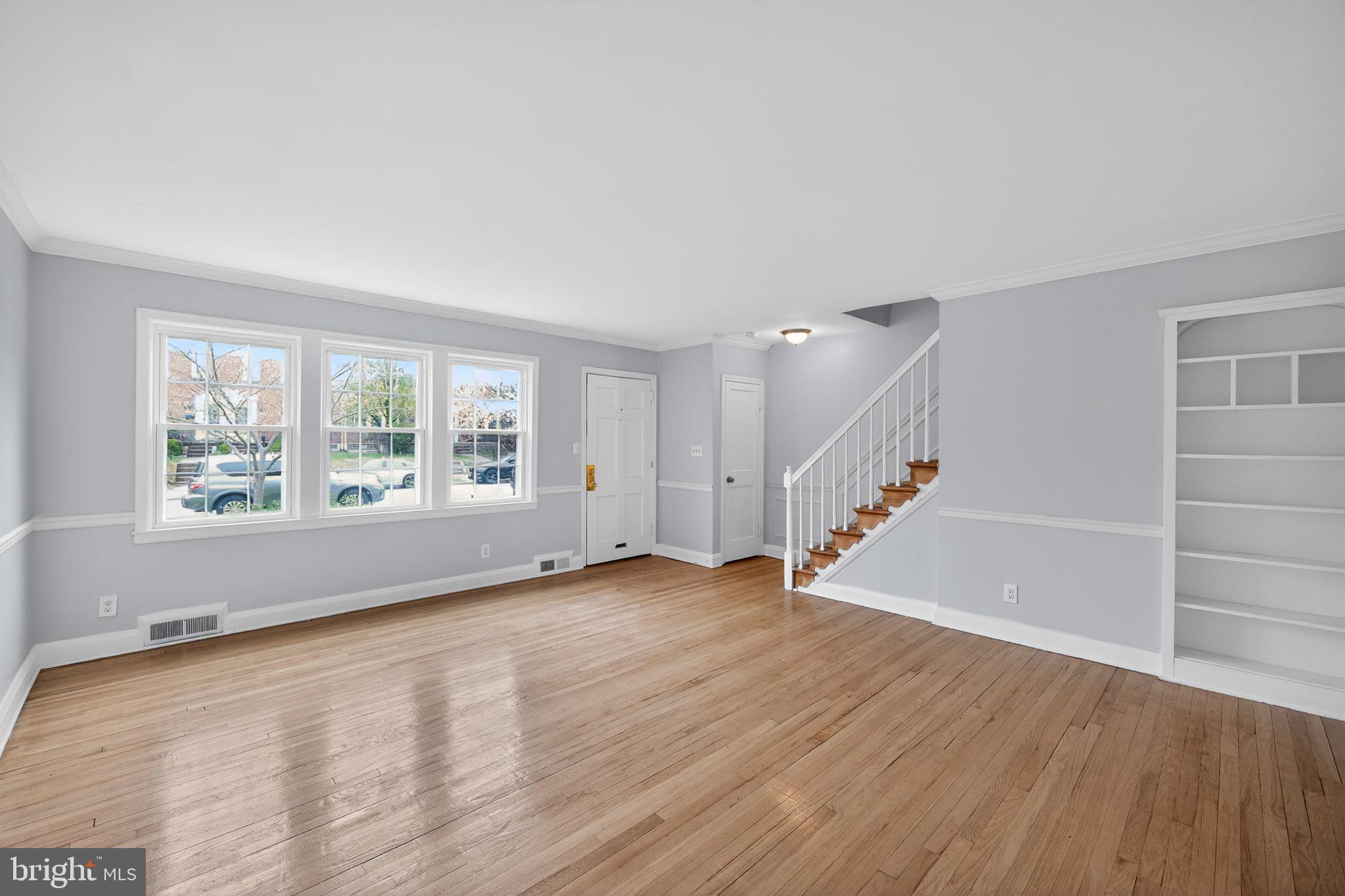 1844 Deveron Road Towson, MD 21286 - Photo 6 of 34 Living room