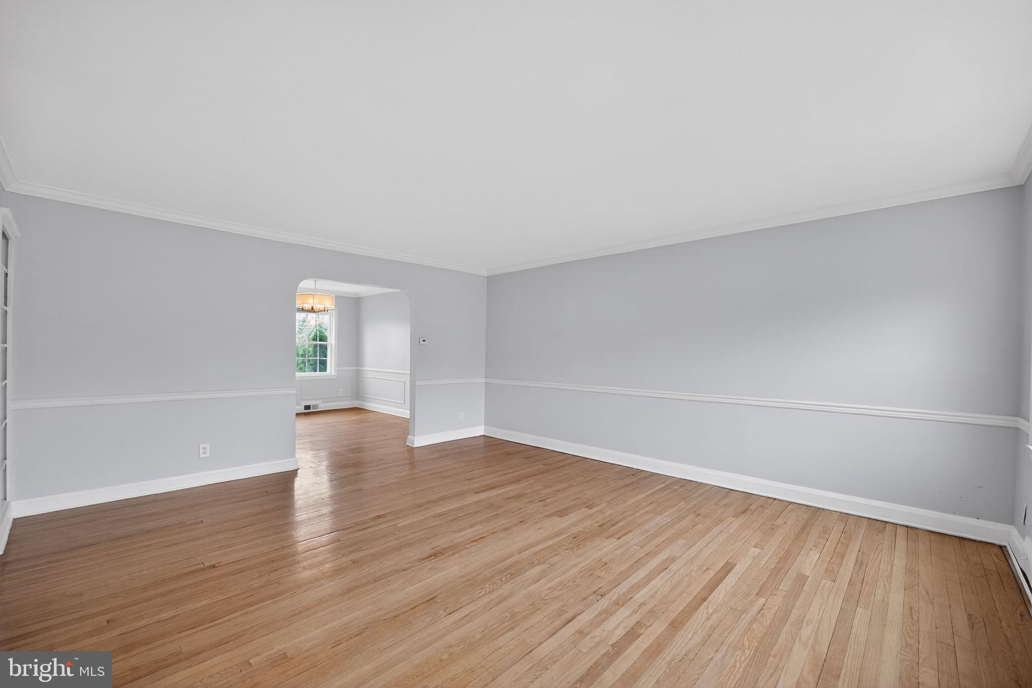 1844 Deveron Road Towson, MD 21286 - Photo 8 of 34 Living room