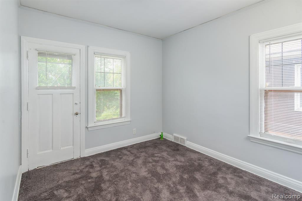 17345 Indiana Street Detroit, MI 48221 - Photo 9 of 28