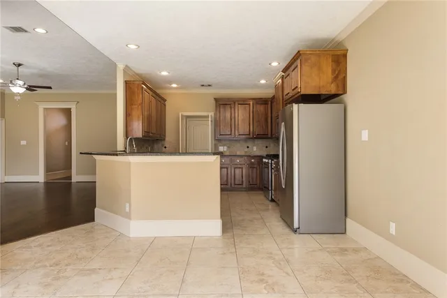 $399,900 | 2717 Colony Village Drive, Bryan, TX 77808