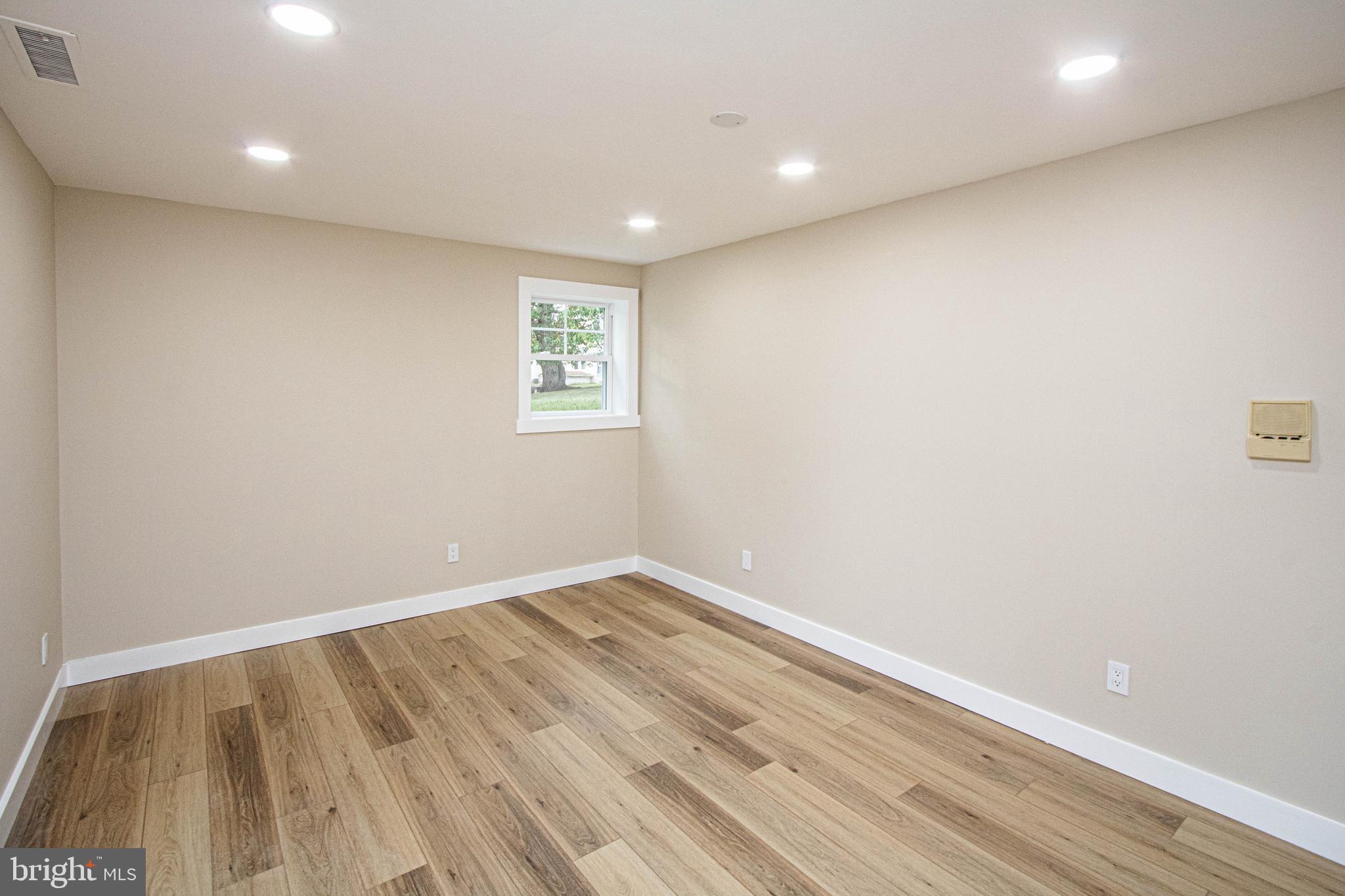 877 Truslow Road Fredericksburg, VA 22406 - Photo 17 of 22 Gallery Image 17