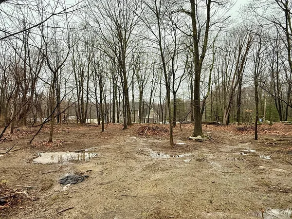 $10,000 | 0 Lyons, Dudley, MA 01571