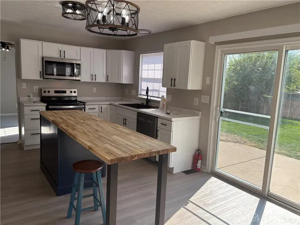 $2,600 | 2308 Queensway Drive, Miamisburg, OH 45342