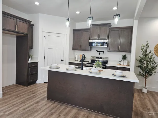 $369,000 | 1216 Bronze Drive, Rupert, ID 83350