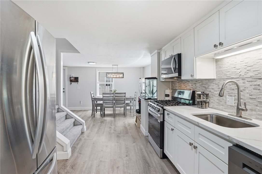 5 Maple Avenue Smithfield, RI 02917 - Photo 13 of 33