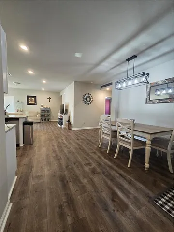 $299,900 | 8060 Olde Town Court, Alexandria, LA 71303