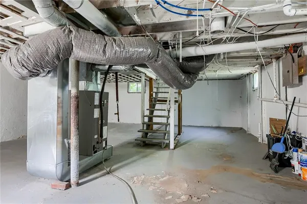 $139,900 | 2816 East 63rd Street, Kansas City, MO 64130