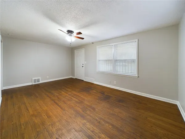 $139,900 | 2816 East 63rd Street, Kansas City, MO 64130