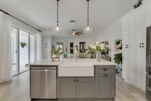 $1,099,000 | 322 Marlberry Circle, Jupiter, FL 33458