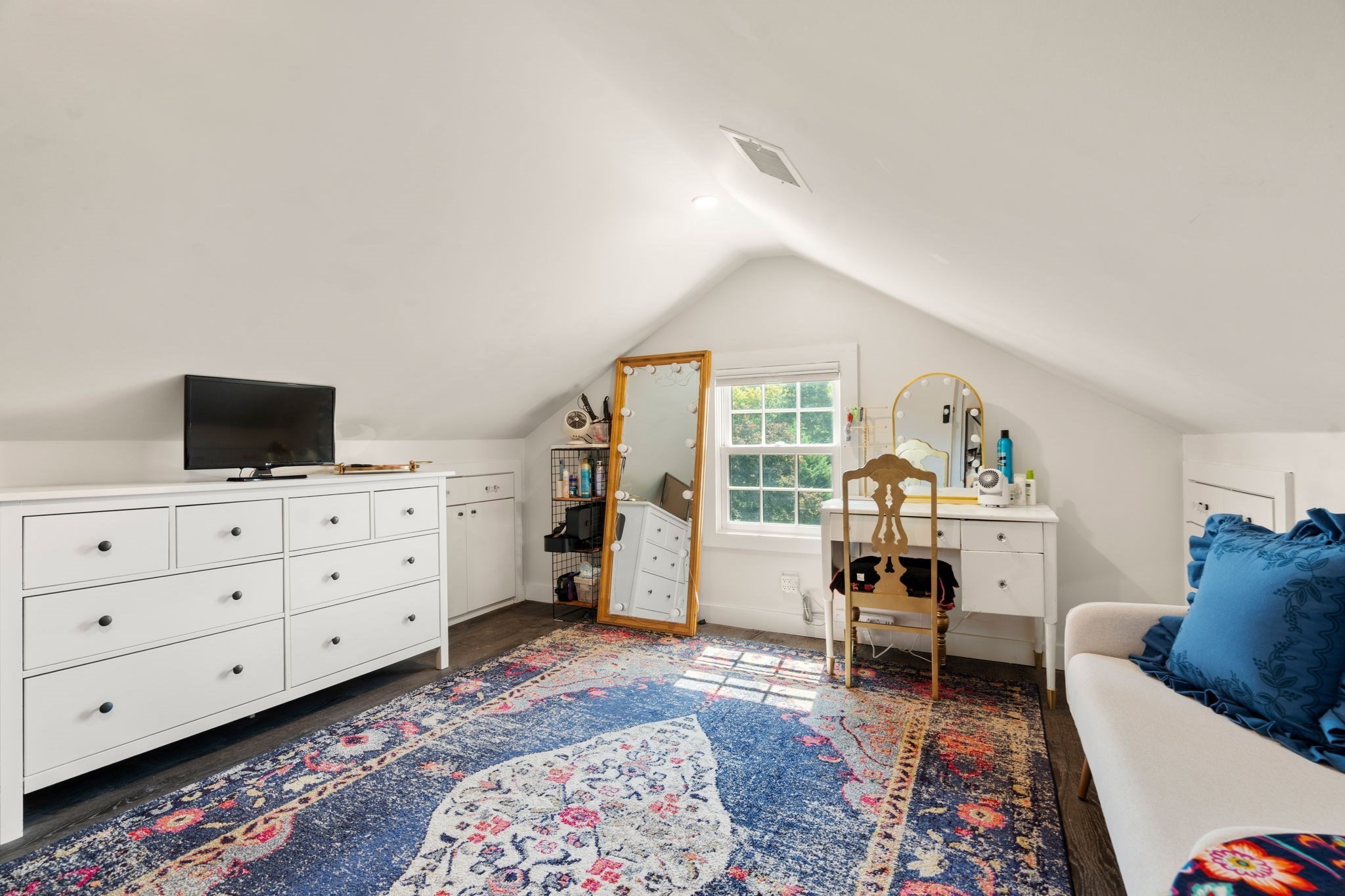 22 Windsor Road Milton, MA 02186 - Photo 32 of 41 Gallery Image 32