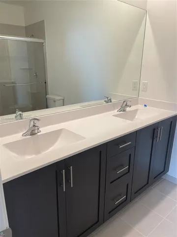 $3,950 | 20588 Northeast 5th Place, Miami, FL 33179