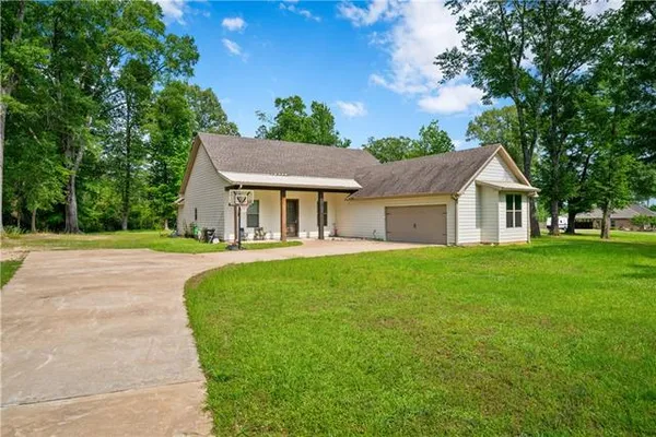$399,900 | 103 Philadelphia Road, Pineville, LA 71360