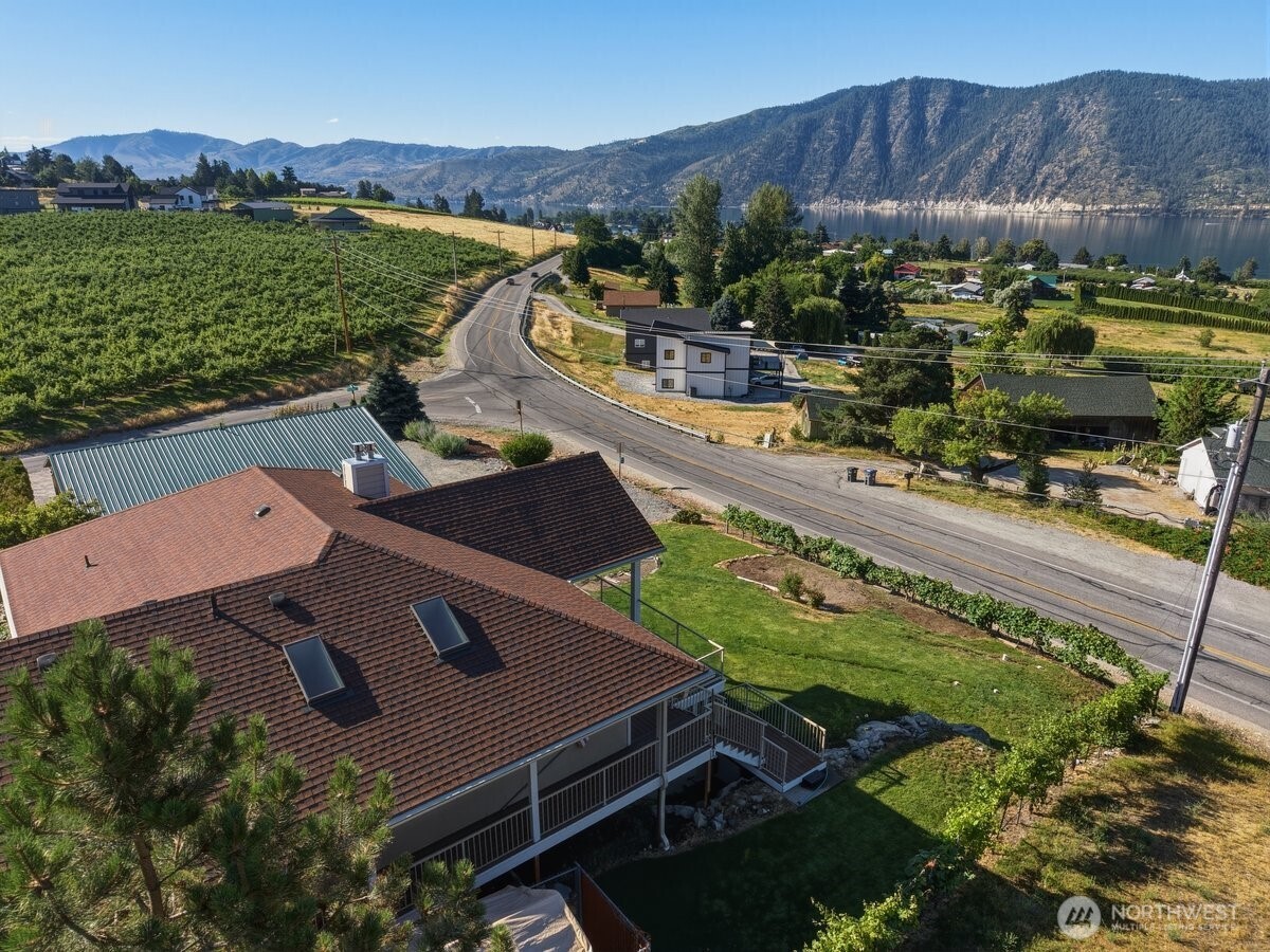 22 Washington Street Manson, WA 98831 - Photo 4 of 35