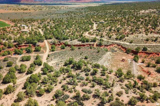 5615 East Eight Mile Gap Road Kanab, UT 84741 - Photo 62 of 81 View of rural area featuring a desert landscape