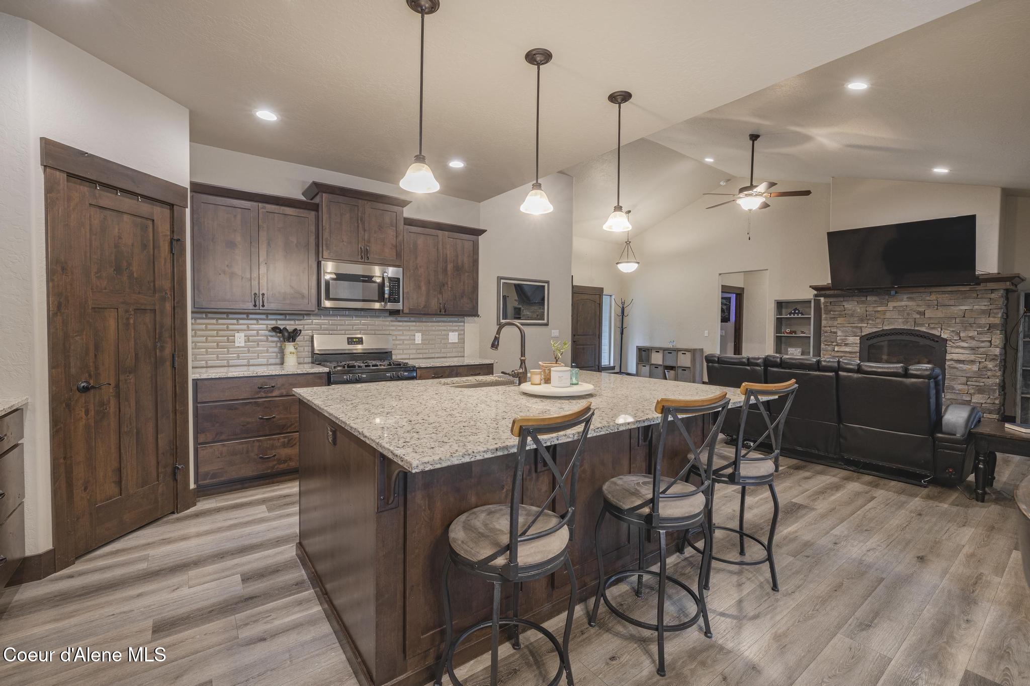 23378 North Prominence Road Rathdrum, ID 83858 - Photo 19 of 40 26