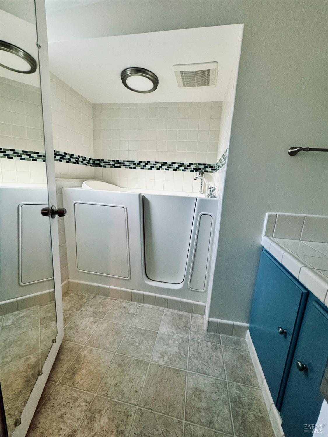 129 Redwing Drive Santa Rosa, CA 95409 - Photo 15 of 27 Gallery Image 15