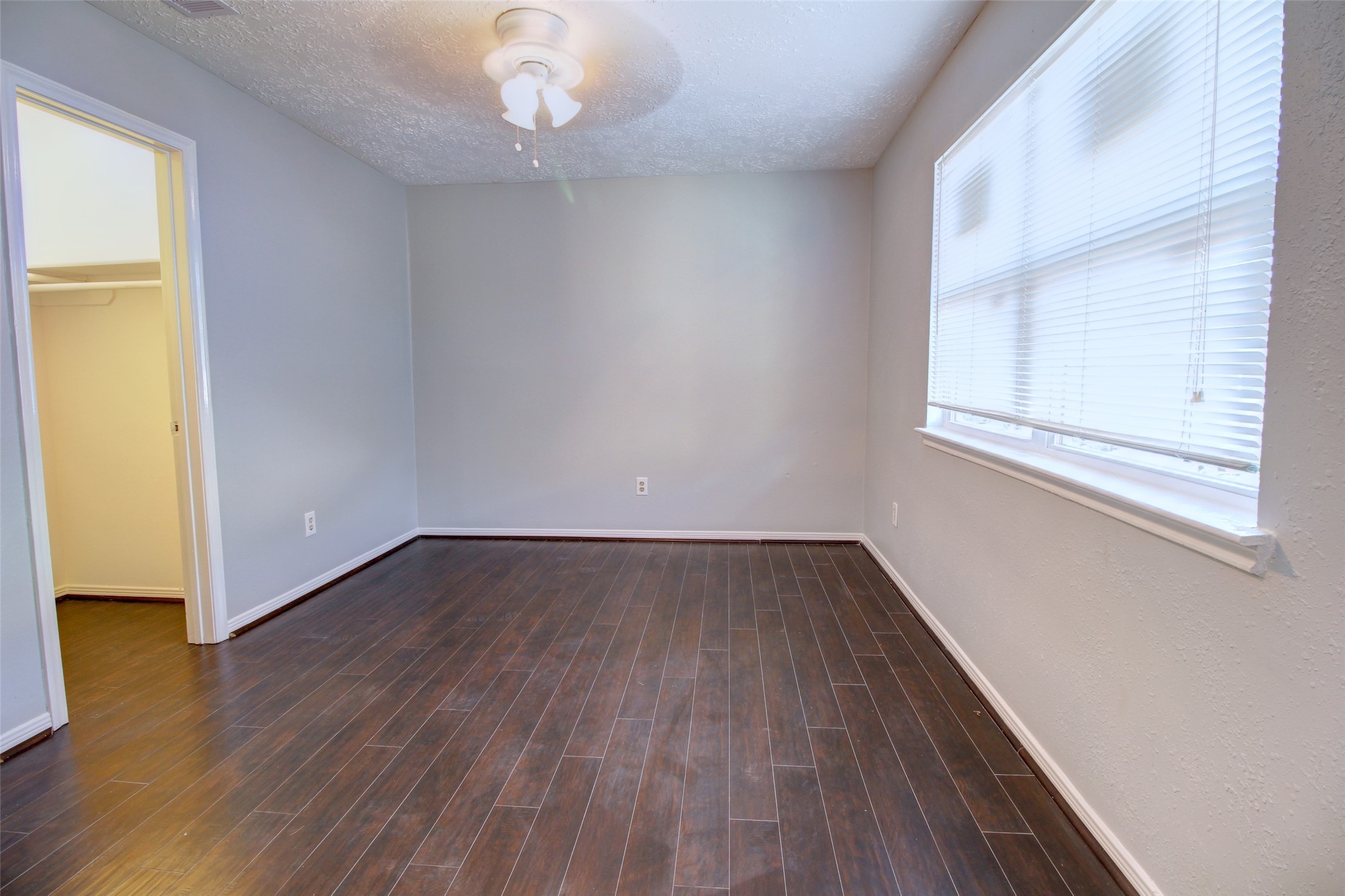 11842 Spring Grove Drive Houston, TX 77099 - Photo 21 of 50