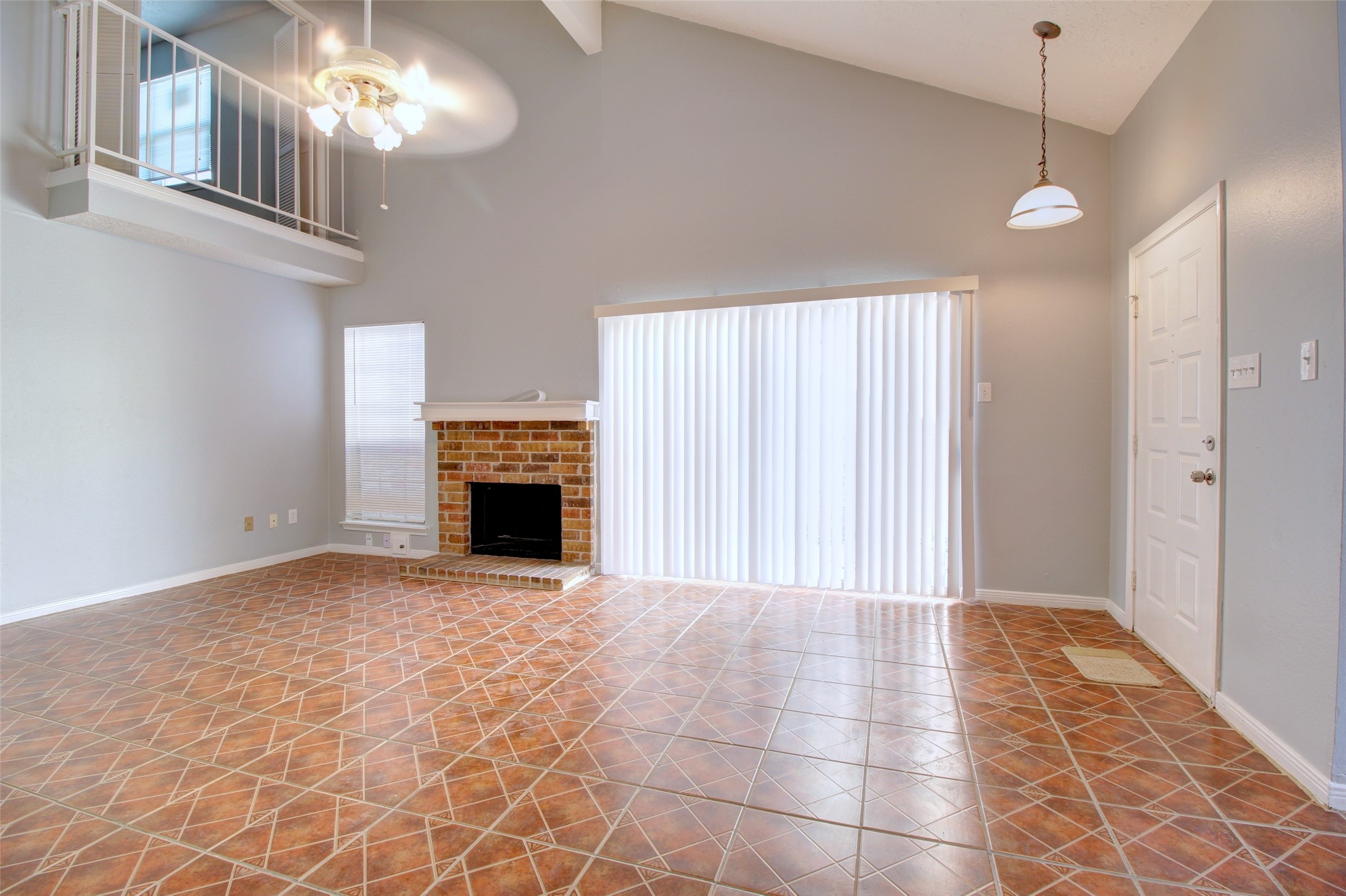 11842 Spring Grove Drive Houston, TX 77099 - Photo 6 of 50