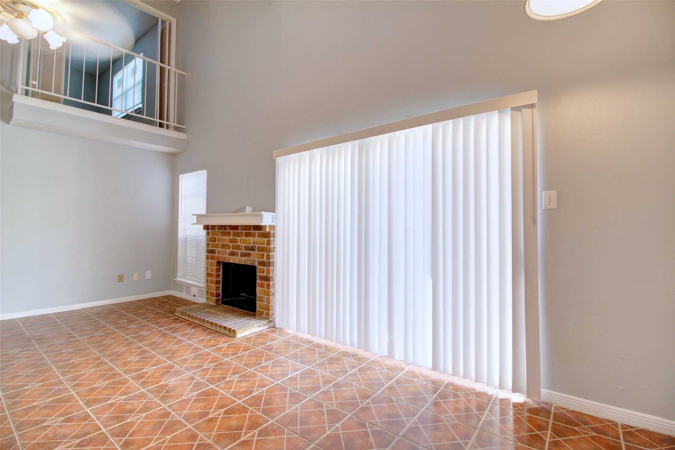 11842 Spring Grove Drive Houston, TX 77099 - Photo 8 of 50