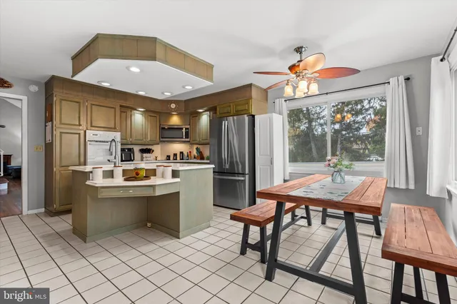 $425,000 | 1605 Colonial Road, Harrisburg, PA 17112